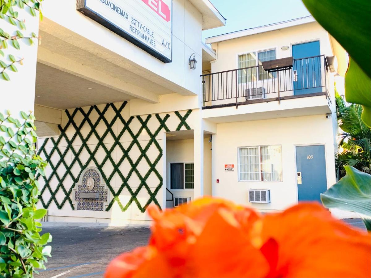 Hotel Villa Serena El Cajon Buitenkant foto